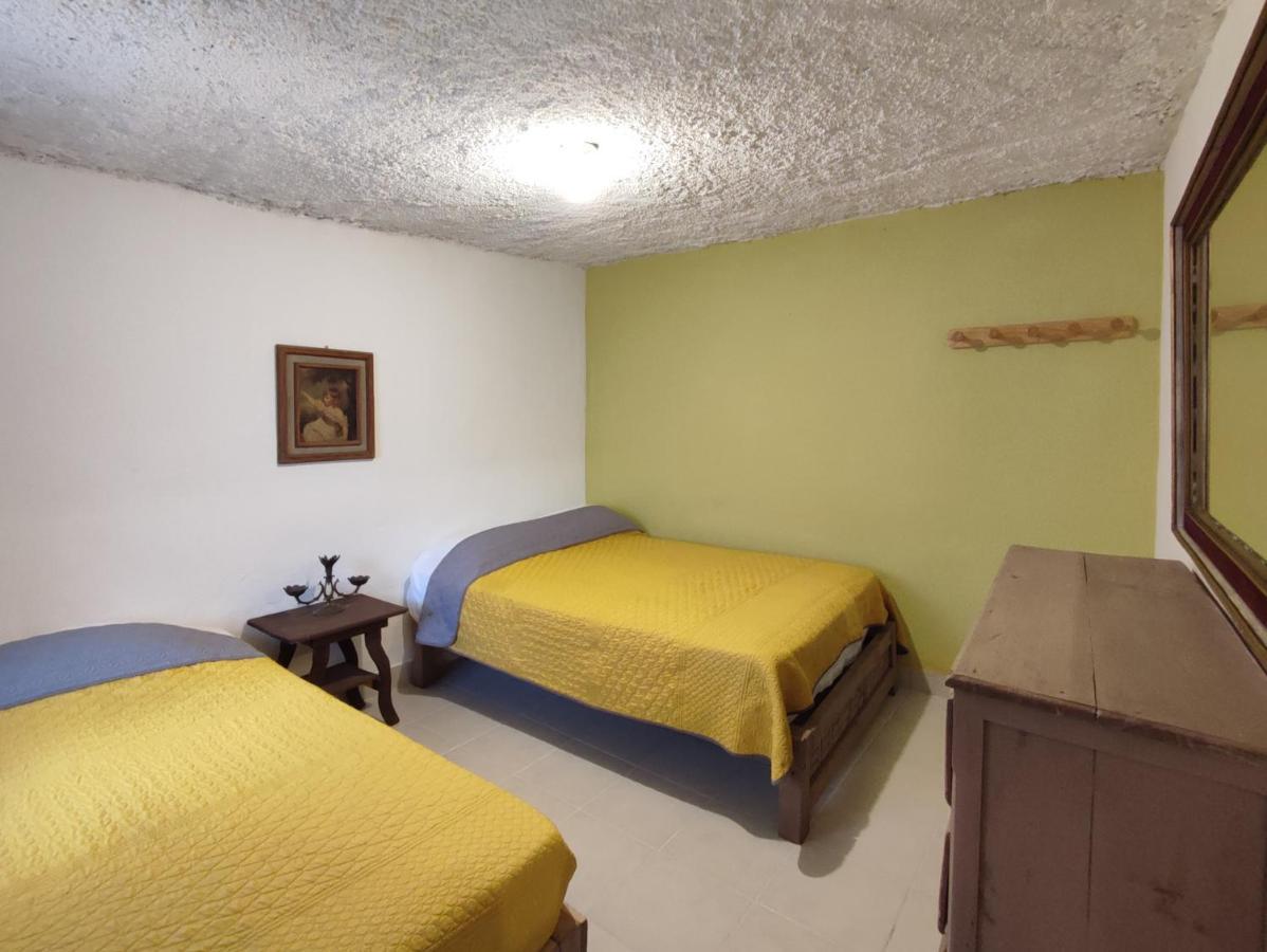 Hostal Ikal Сан-Кристобаль-де-Ла-Касас Номер фото